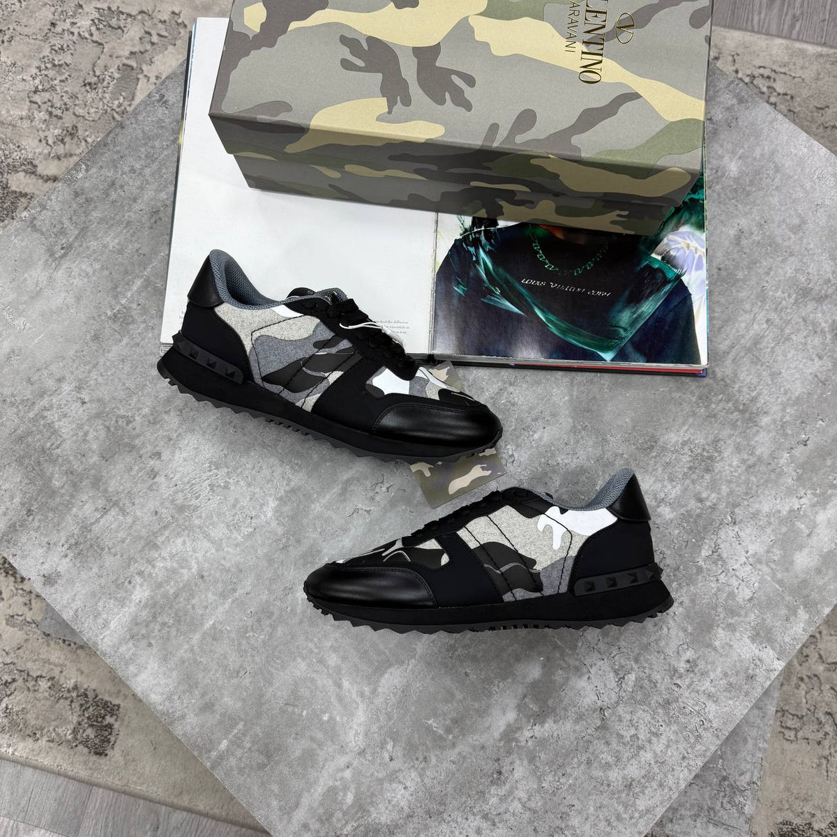 HIGH END VALENTINOS JUST ARRIVED SIZES Premium Low-Top Trainers 7 TO 11