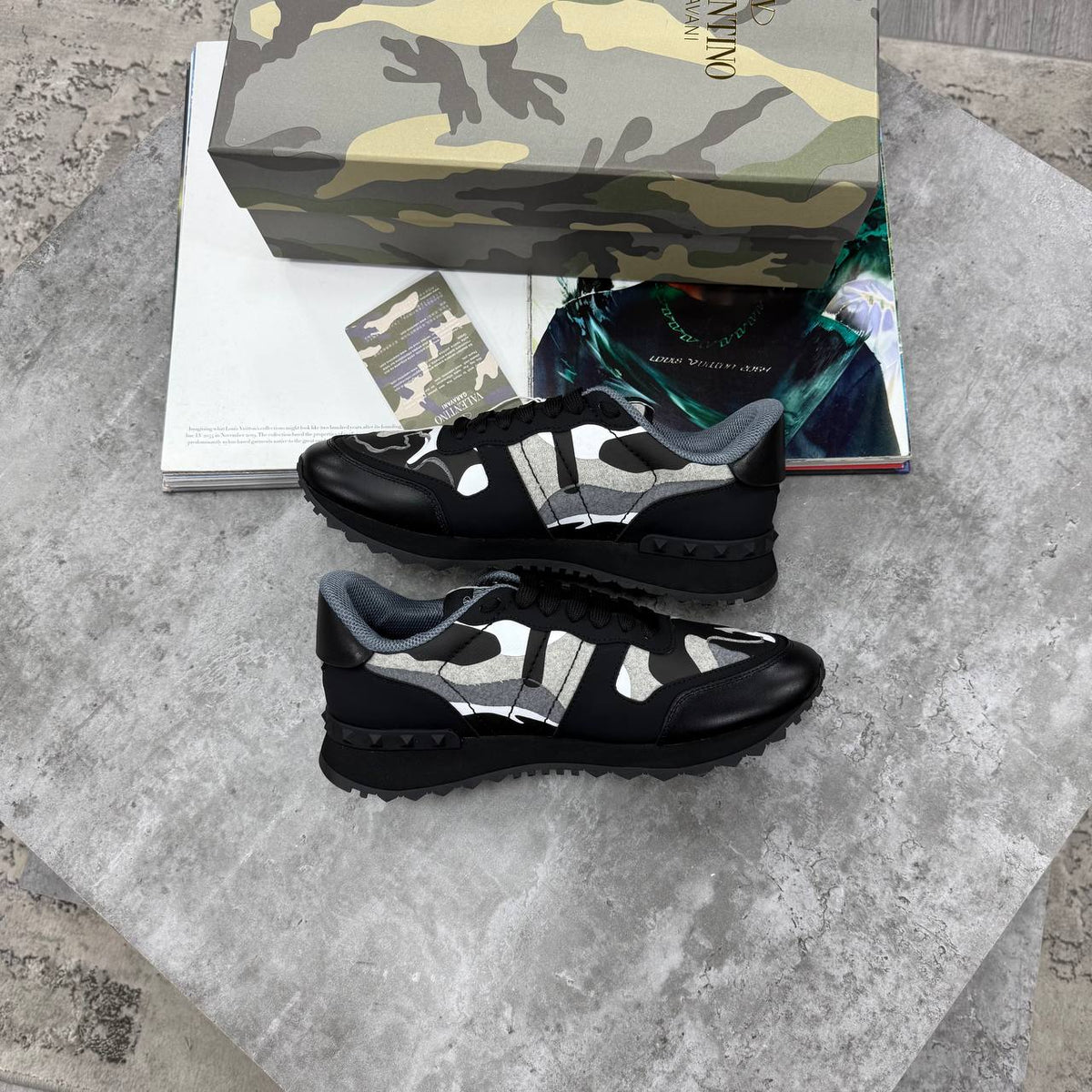 HIGH END VALENTINOS JUST ARRIVED SIZES Premium Low-Top Trainers 7 TO 11