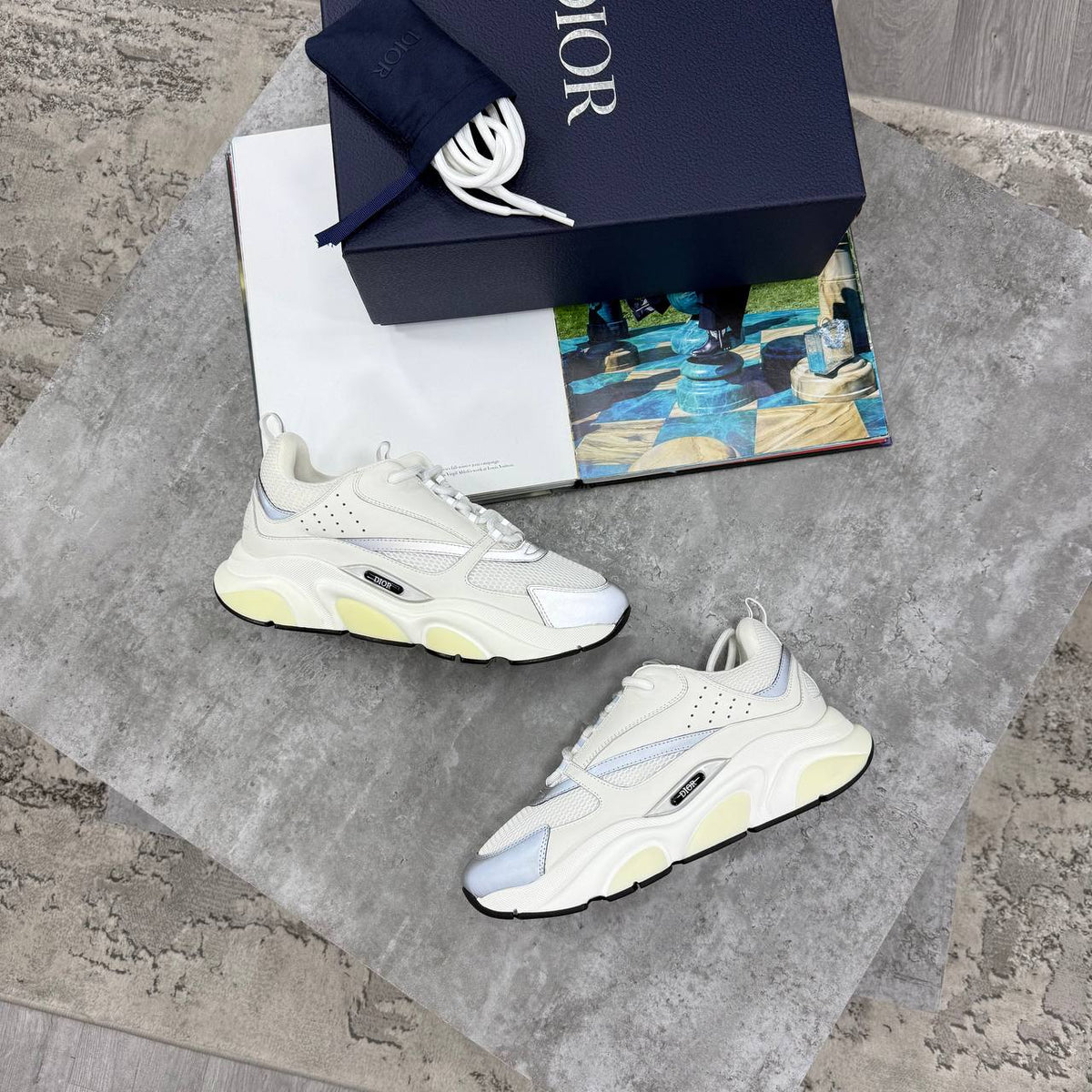 SUPER CLONE DIOR B22 WITH FULL PACKAGING